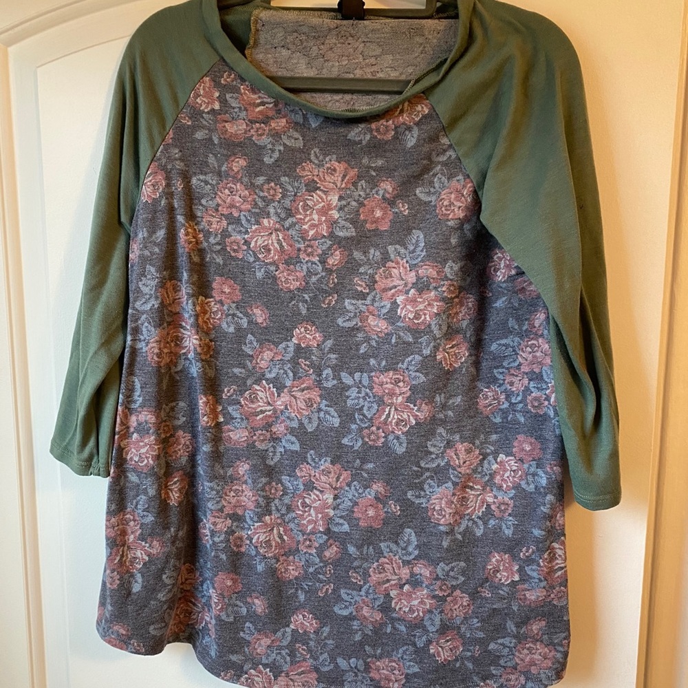 Agnes & Dora, half sleeve, green floral, Medium